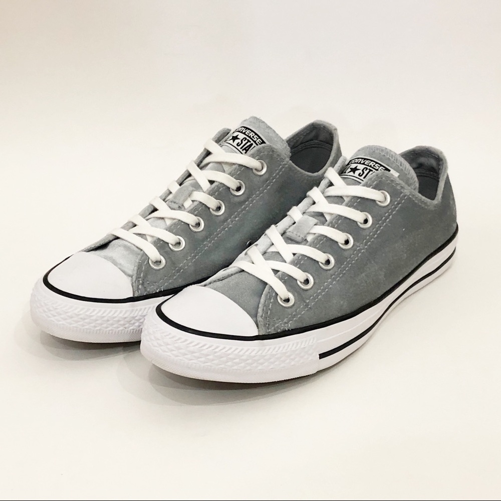 Converse All Star Low Cut Grey Velvet Sz 9